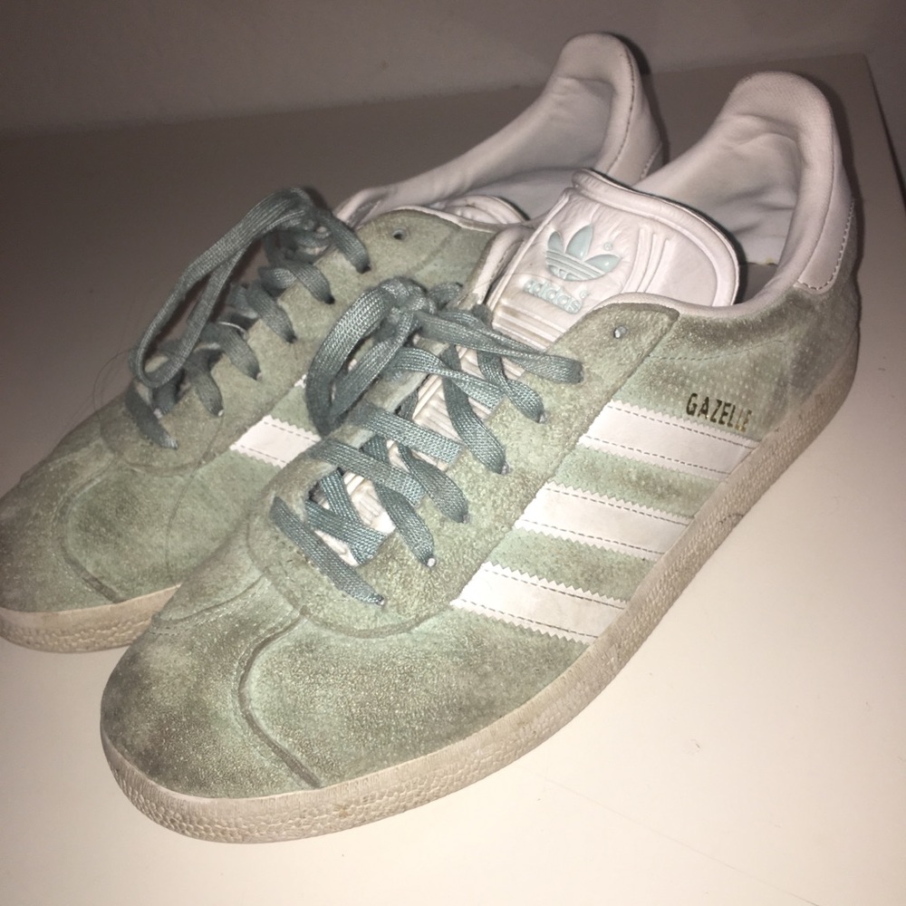 Adidas Gazelle Shoes - Ash Green